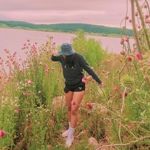 Meet your Posher, Leilani